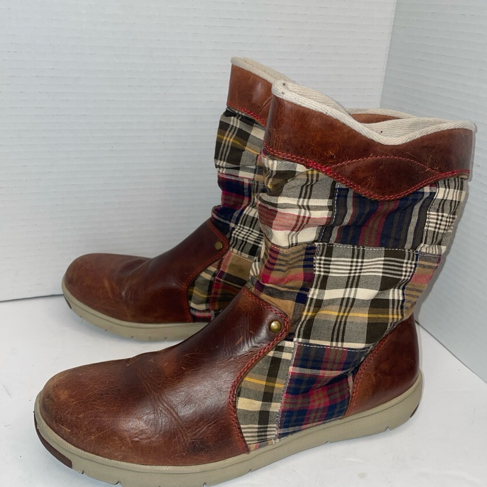 Tommy Hilfiger collection  size 10M Tartan Leather Women’s Boots